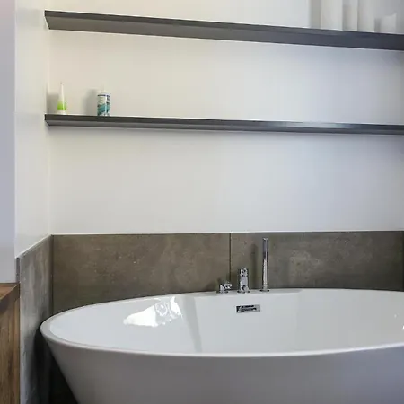 Gorgeous In With Wifi Apartamento
